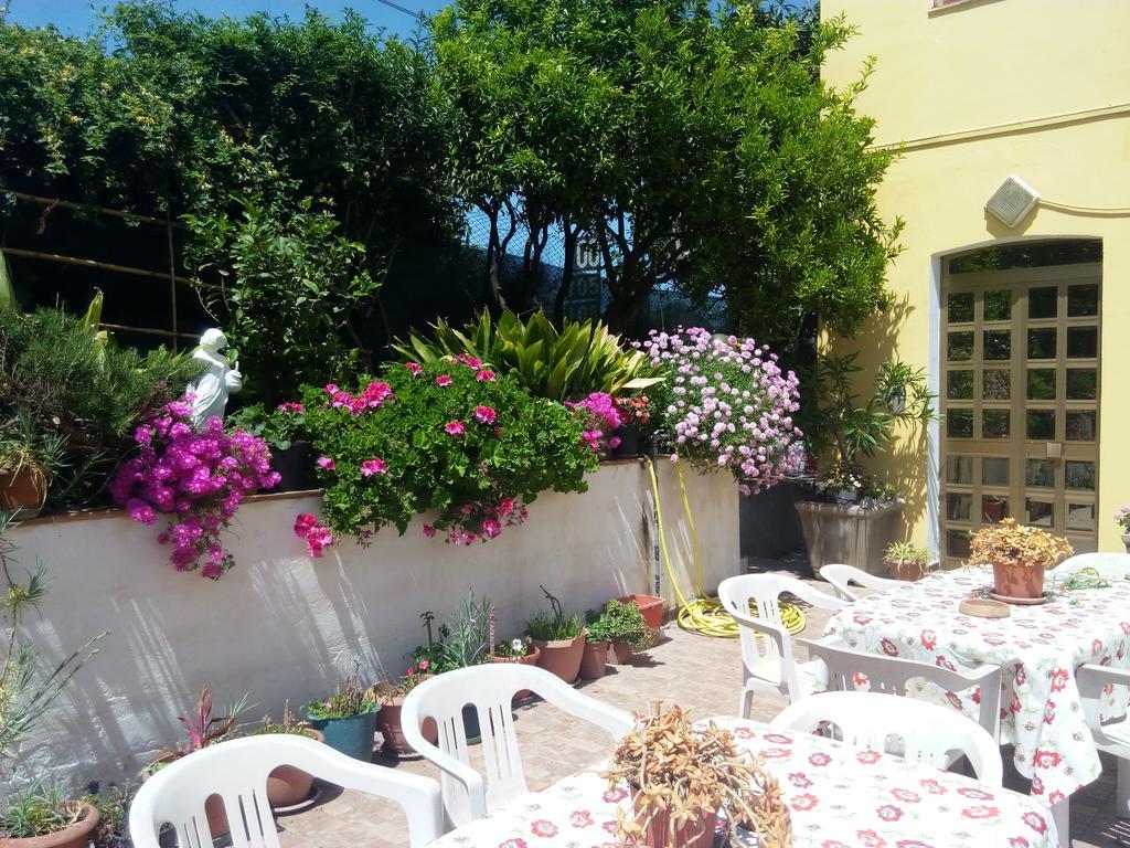 Hotel Eliseo Giardini Naxos Exteriér fotografie
