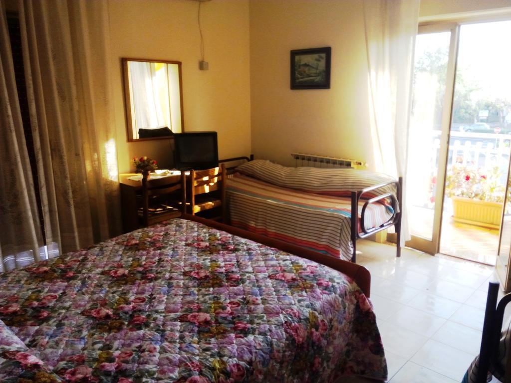 Hotel Eliseo Giardini Naxos Exteriér fotografie