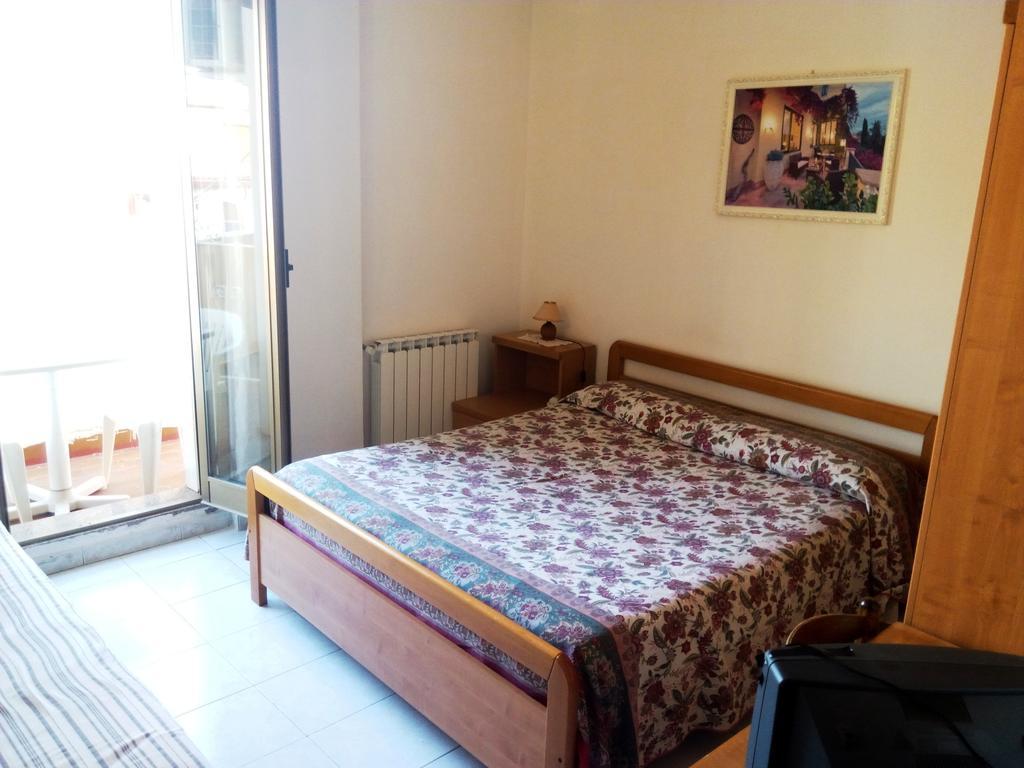 Hotel Eliseo Giardini Naxos Exteriér fotografie