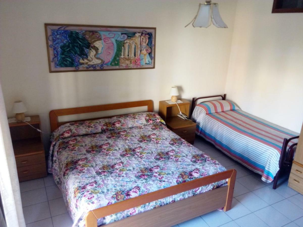 Hotel Eliseo Giardini Naxos Exteriér fotografie