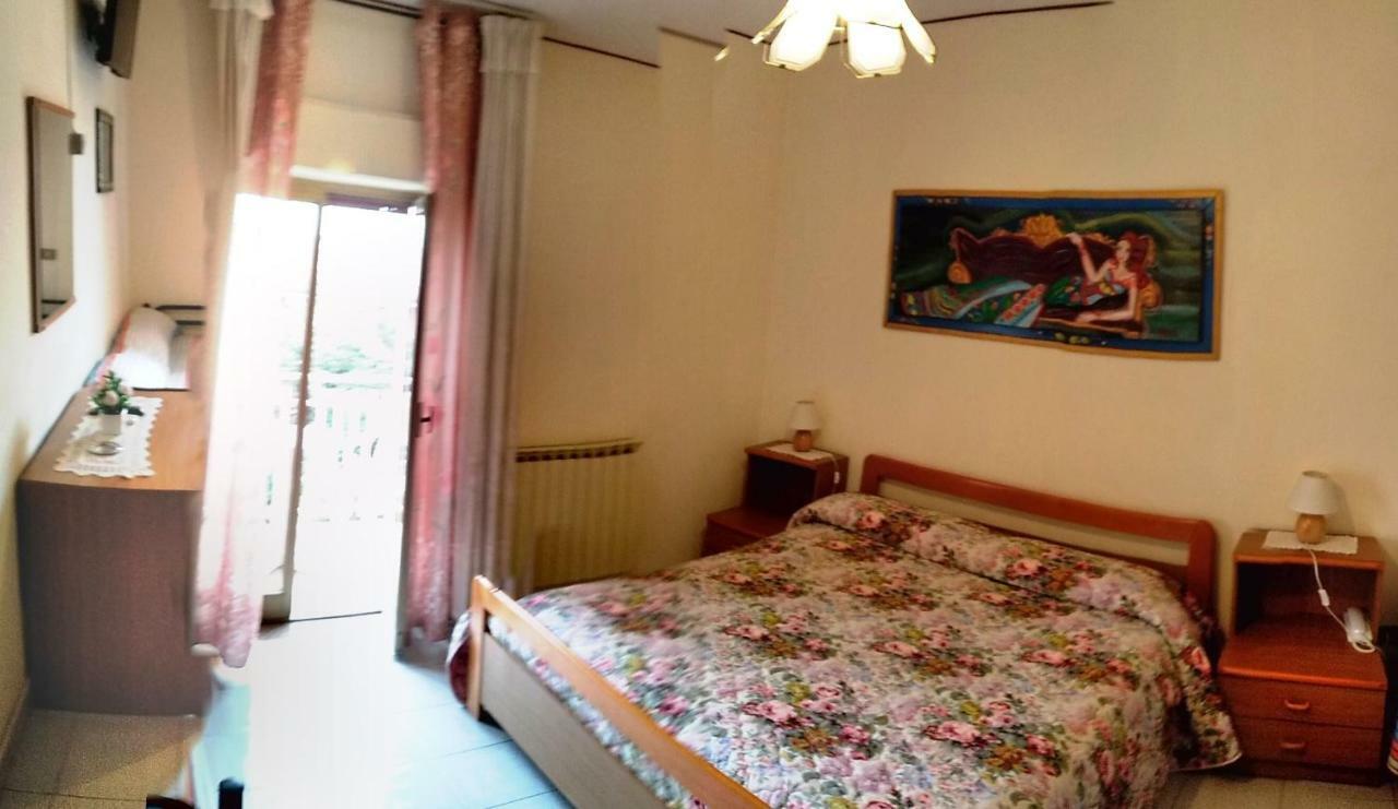 Hotel Eliseo Giardini Naxos Exteriér fotografie