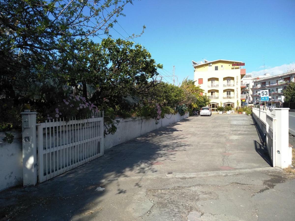 Hotel Eliseo Giardini Naxos Exteriér fotografie