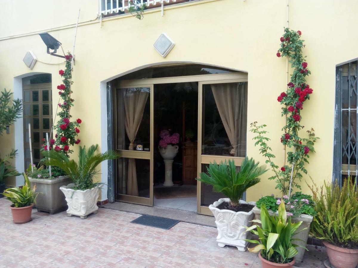 Hotel Eliseo Giardini Naxos Exteriér fotografie