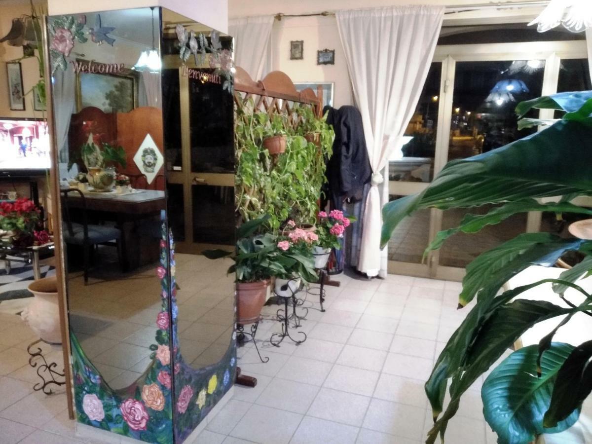 Hotel Eliseo Giardini Naxos Exteriér fotografie