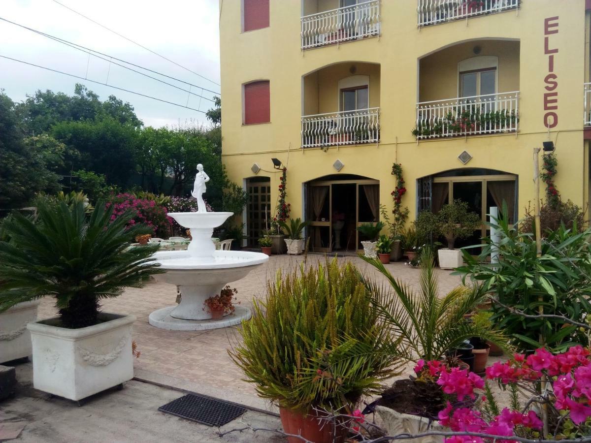Hotel Eliseo Giardini Naxos Exteriér fotografie